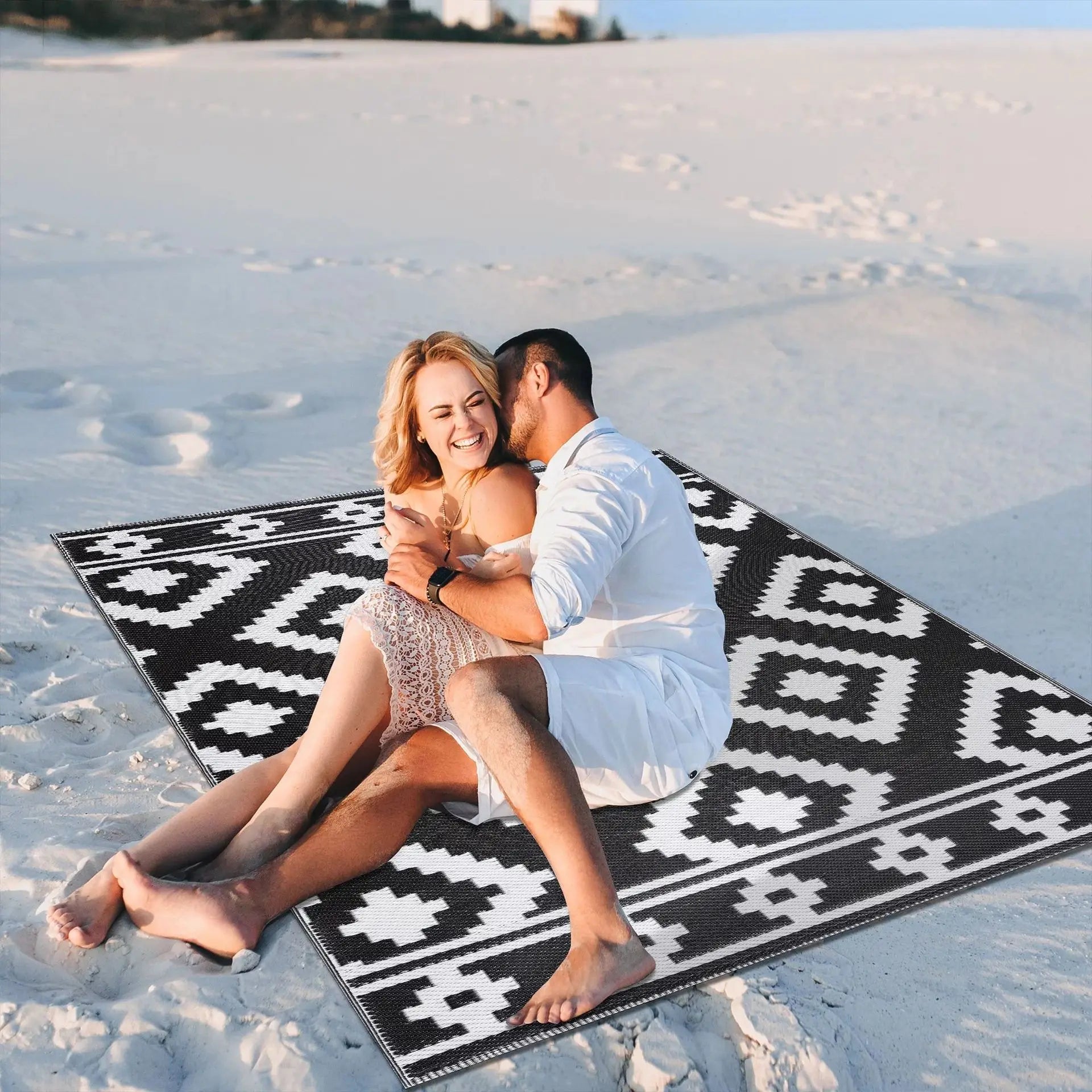 VIKAMA Summer Outdoor Camping Picnic Blanket RV Picnic Beach, Swimming Pool, Balcony Grey Checkered Carpet Home Decoration